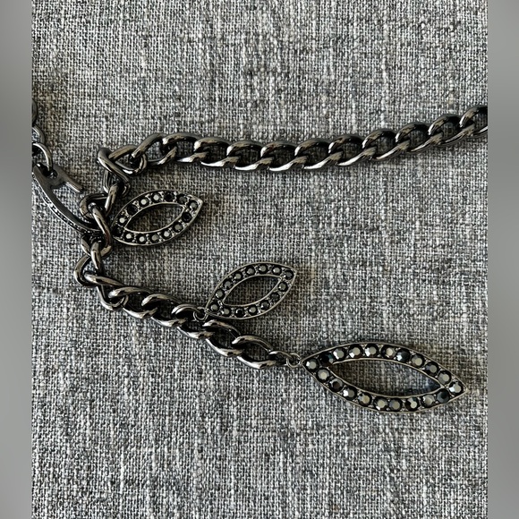 St. John Collection Swarovski Crystal Leaf Chain Belt - Picture 7 of 16